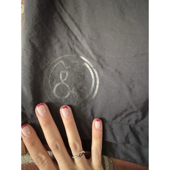 Yeezy SH-01 Shorts Black Size 2 (M-L) Logo Athletic Kanye West NWOT - Picture 3 of 8